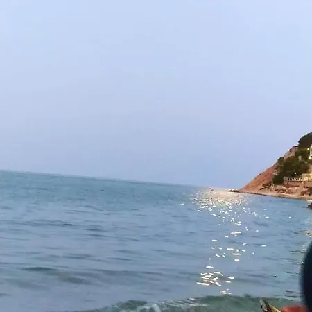 아파트 Vrachos κanari *